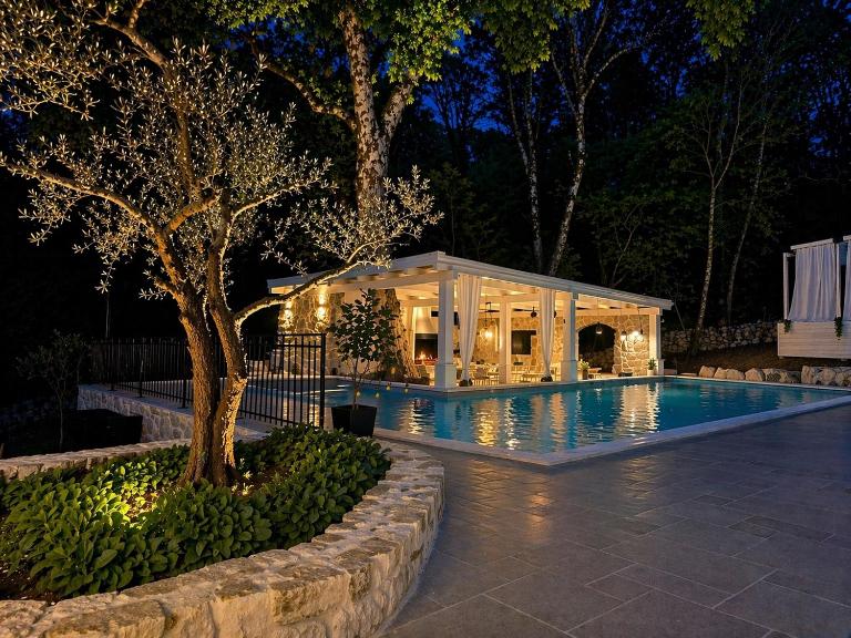 Villa Cerrus - B&B Šumber