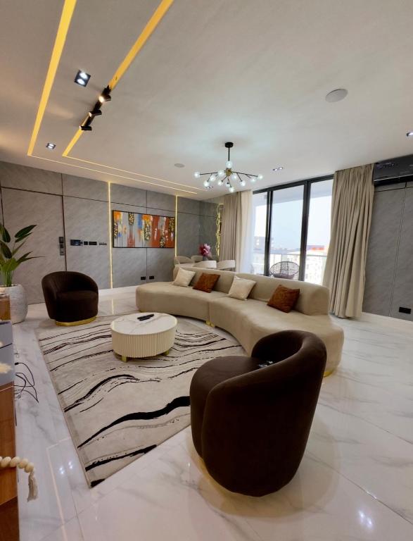 2BD Apartment Penthouse in Lekki Phase 1 - B&B Lekki