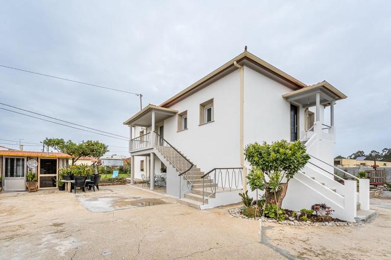 Moradia Aura Santi - Bed and Breakfast Esposende