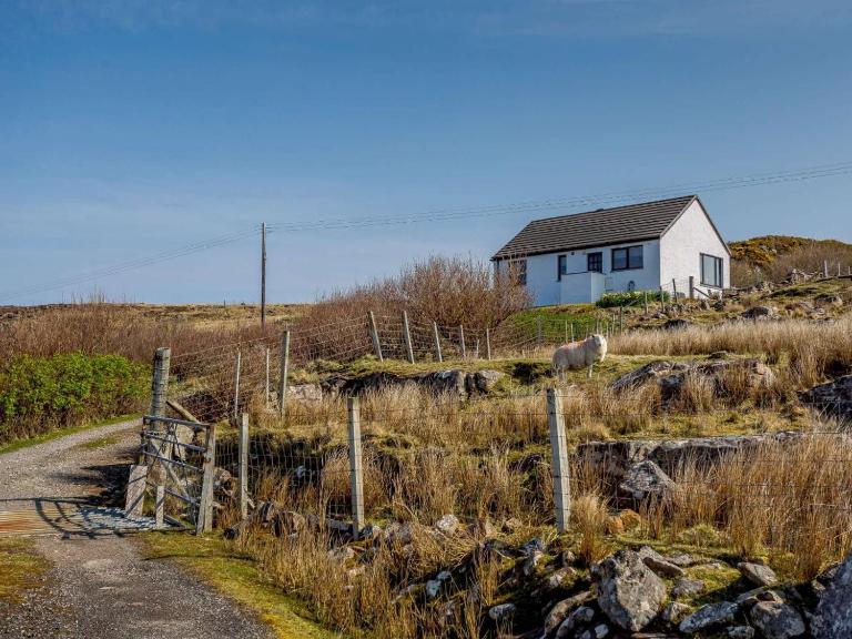 2 Bed in Ullapool oc-32143 - B&B Achiltibuie