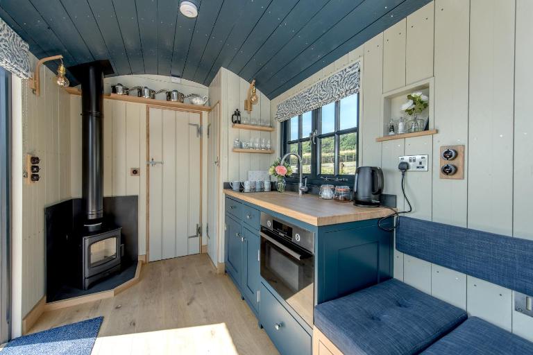 Blackdown Luxury Shepherds Huts - B&B Culmstock