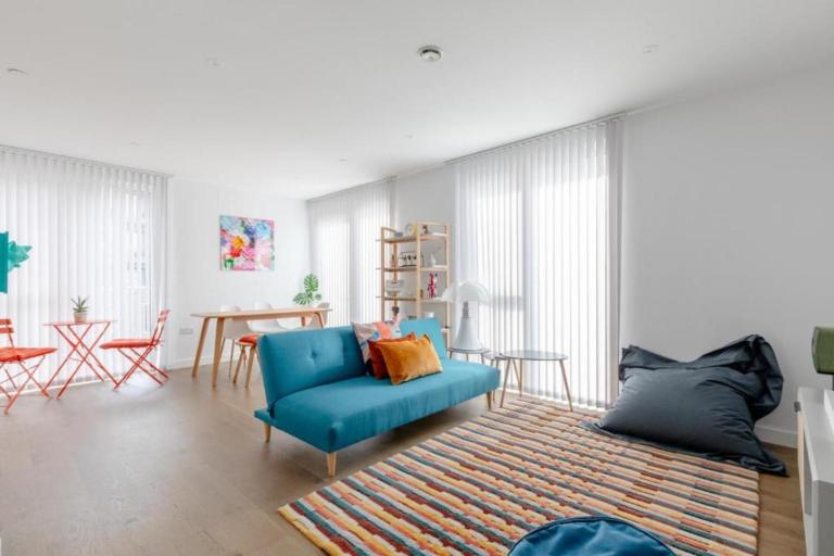 Stylish 2BD Oasis wBalcony South East London! - B&B London