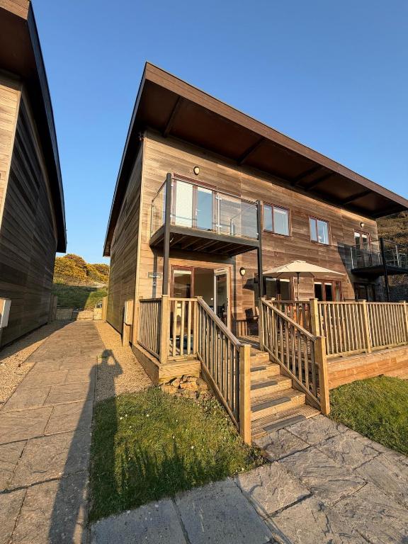 Eco-lodge - 5 min walk from the beach - Porthtowan - B&B Porthtowan