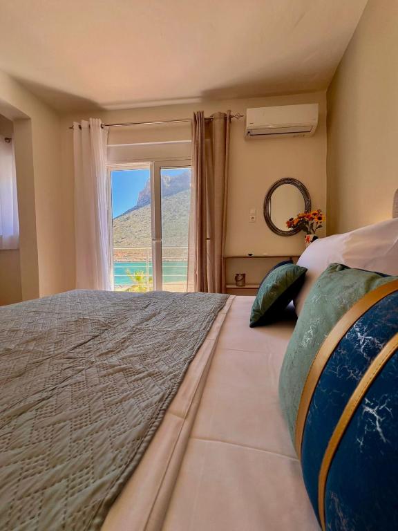 Christiana's Beach Apartment - Ferienwohnung Stavros