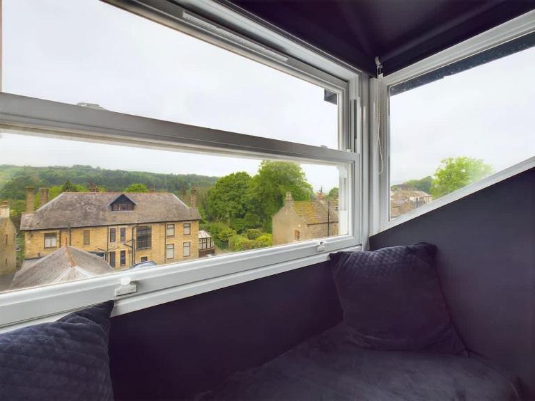 Modern 4 Bed Walk to Pubs, Shops and Countryside - Ferienwohnung Stanhope