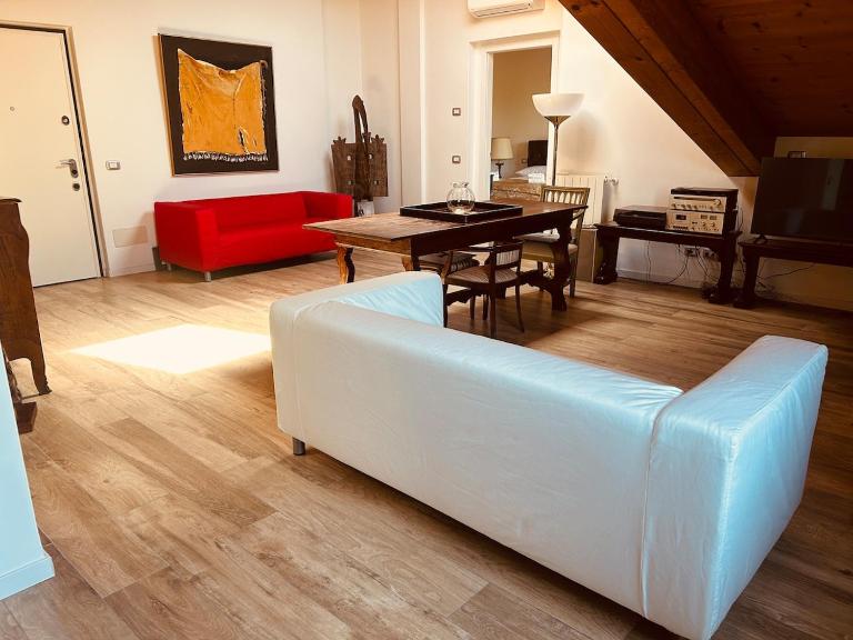 Convenient attic, City Life, San Siro, Highway - B&B Milan