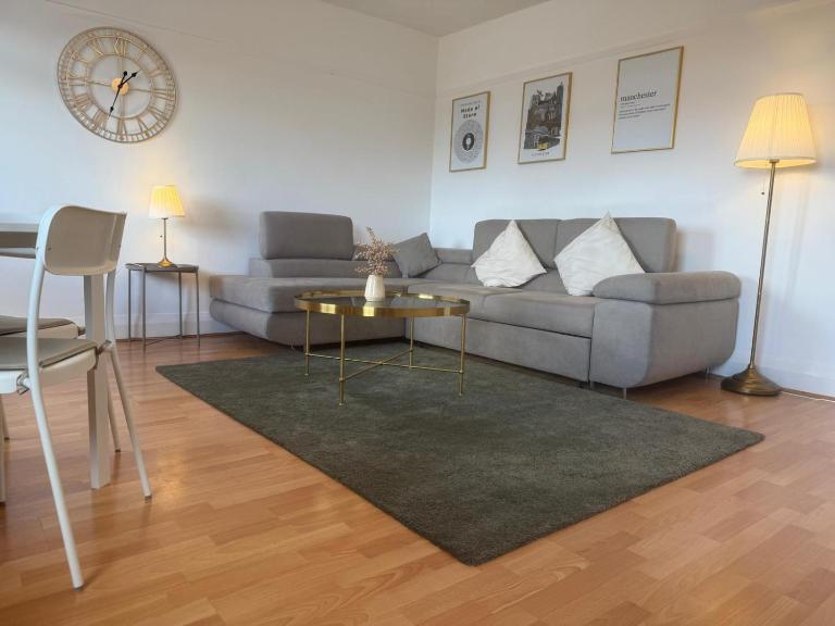 The Cotton Mill Hideaway - One Bedroom Apartment - Free Parking near Etihad Stadium & CoOp Live - Ferienwohnung Manchester
