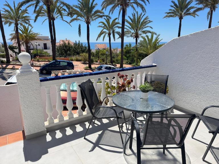 Apartamento Hibiscos, San Juan de Capistrano - Ferienwohnung Nerja