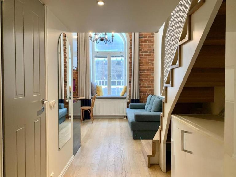 Cozy Loft next to Old Town - B&B Tallinn