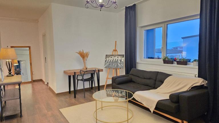Your home away from home - Bed and Breakfast Floreşti