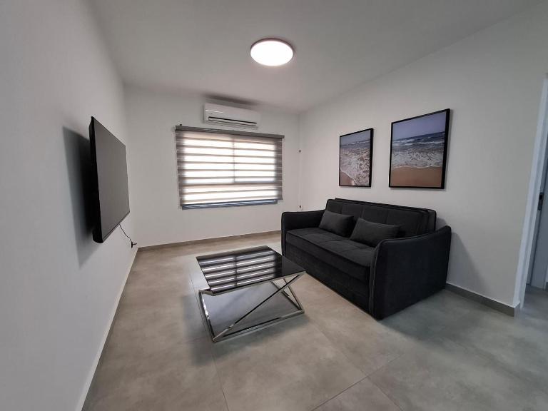 אלונים 25 - B&B Eilat