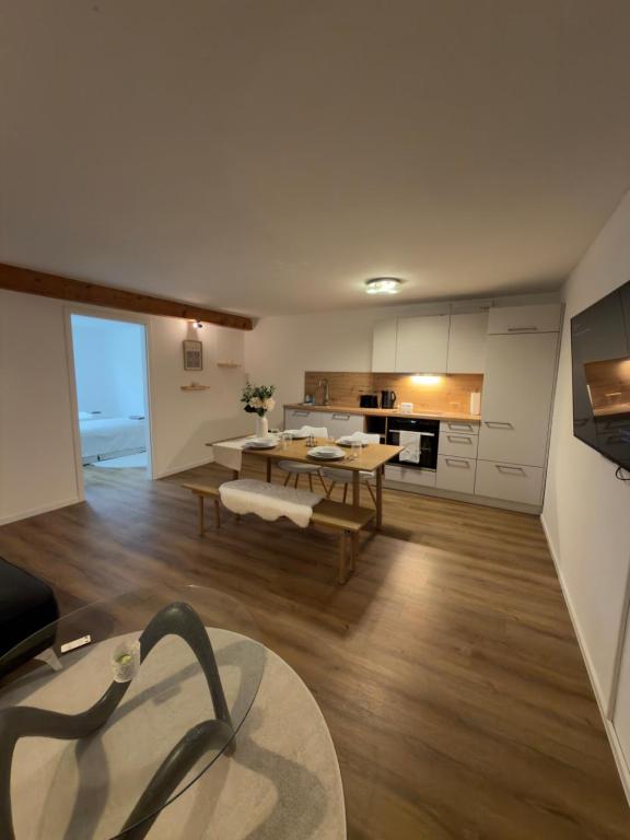 Villingen Modernes Apartment mit 3 Schlafzimmer mit Zentraler Lage - Ferienwohnung Villingen-Schwenningen