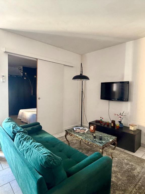 T2 cosy avec parking privé Centre et plages - Chambres d'hôtes Toulon