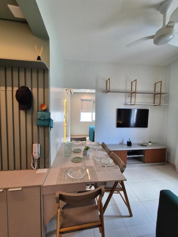 Apartamento novo, ao lado da Basílica Gótica - B&B Santos