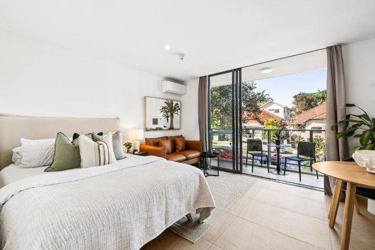 PERFECT STAY 2 MIN WALK TO BEACH - Bed and Breakfast Sydney