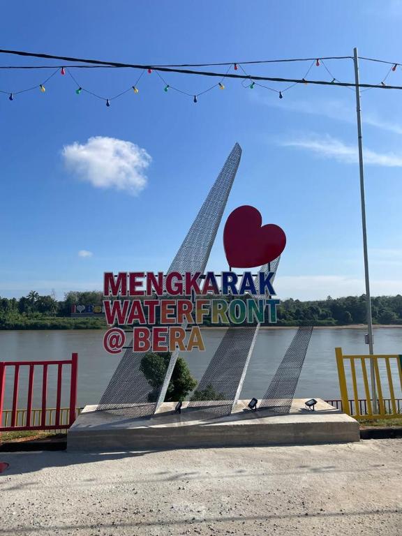Casadana Riverview - B&B Kampung Gemuruh