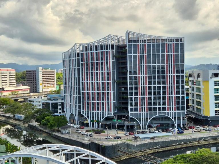 Urban Studio at Sutera Bay 沙巴亞庇簡約套房 - Chambres d'hôtes Kota Kinabalu