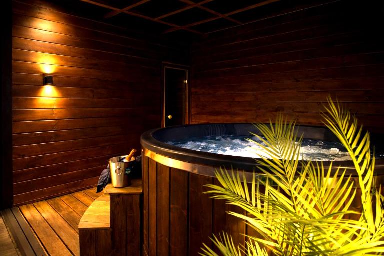 Prestige House Jacuzzi & Sauna - B&B Danzica
