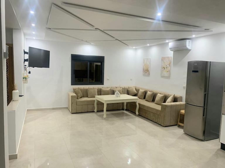 Appartement 3 pièces 800m de la plage Saidia WIFI et CLIM - Bed and Breakfast Saidia