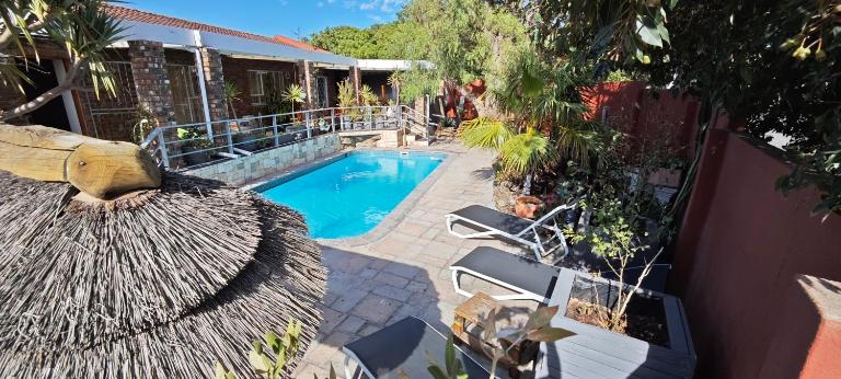 Nomad's Blue Oasis - Apartment for Active and Nomadic Travellers - B&B Cape Town