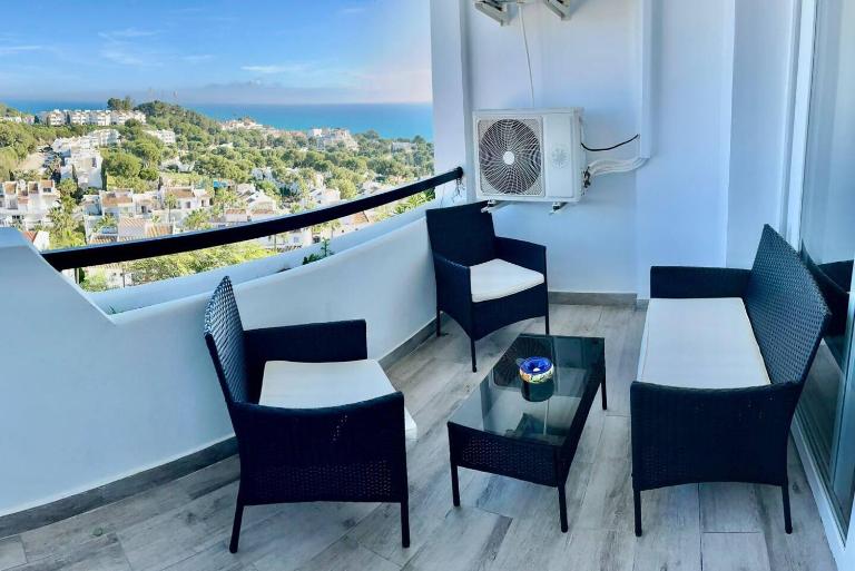 Apartamento moderno de 2 hab con vistas al mar - B&B Sitio de Calahonda