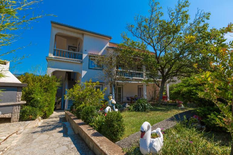 Apartments Marica - Bed and Breakfast Novi Vinodolski