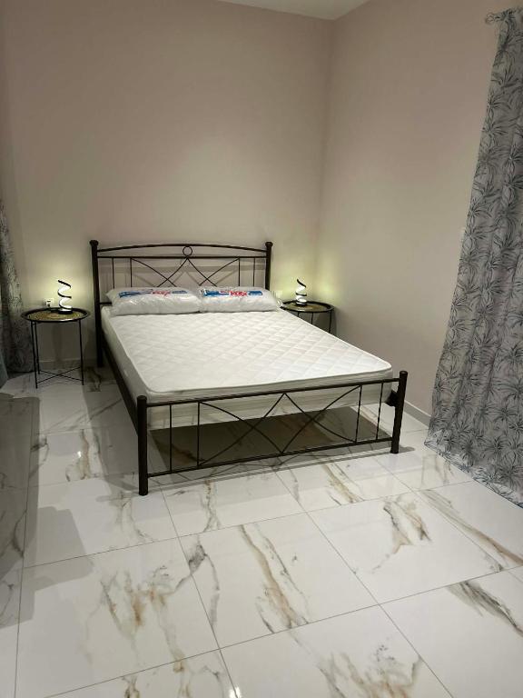 Β&Δ Central Little Nest - Bed and Breakfast Chios