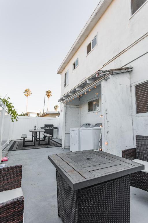 2bd Suite Steps To Beach! - Private Patio & Grill! - B&B Oceanside