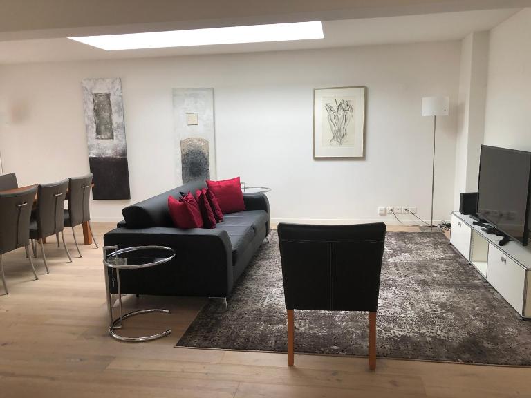Amazing maisonette flat in the old town - Waldmann - B&B Zúrich