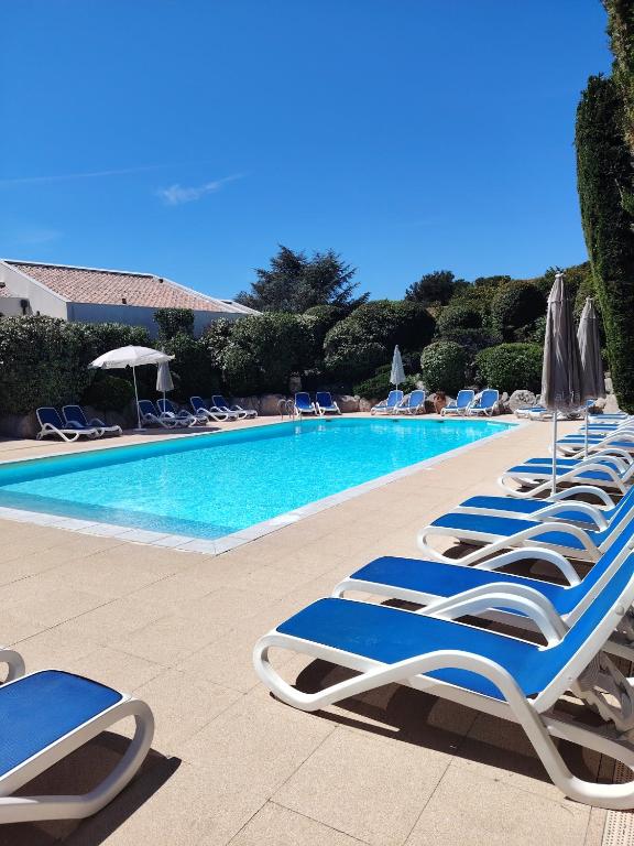 Appartement avec piscine Résidence AQUALIA - B&B Balaruc-les-Bains