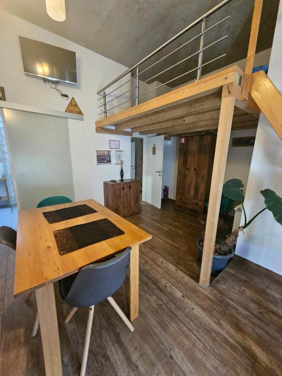 Comfortable appartment near old town center - B&B Liubliana