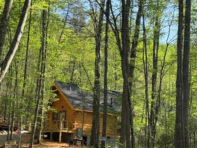 Just Opened! Luxury Cabin w Hot Tub - B&B Sevierville