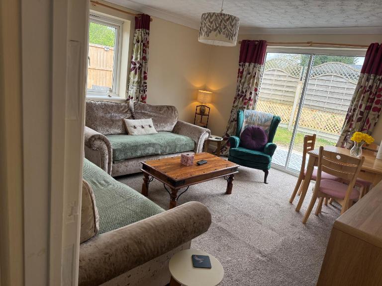 The Wright 1 bedroom place to stay large drive - B&B East Harling