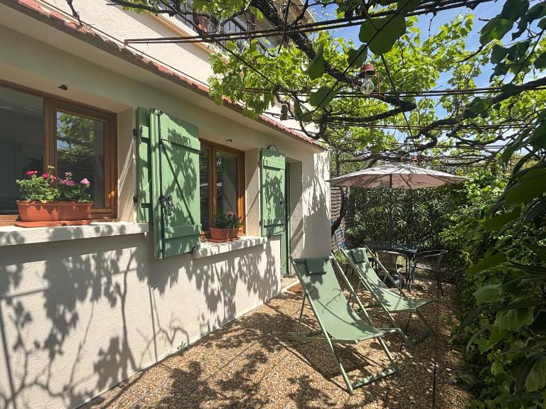 Casa di Santa appartement avec jardin - B&B Ajaccio