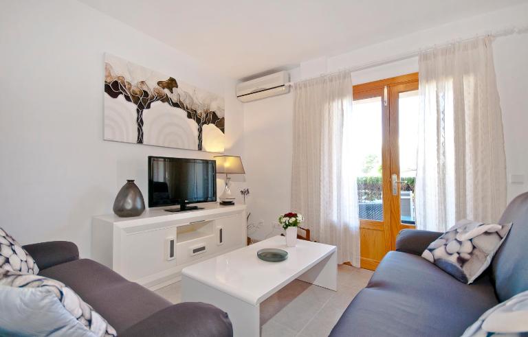 Apartment Es Pinaret Can Tomeu - Bed and Breakfast Port de Pollença