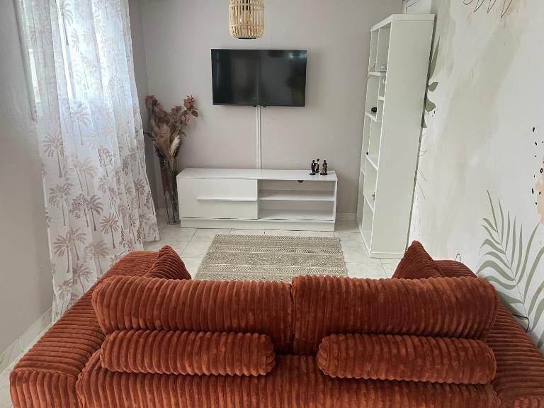 Charmant F2 cosy bas de villa Martinique - B&B Saint-Joseph