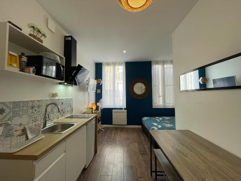 Chez Jean-Yves et Zoé - LA BOHÈME - Au calme, Très propre, Proche parkings - Ferienwohnung Niort