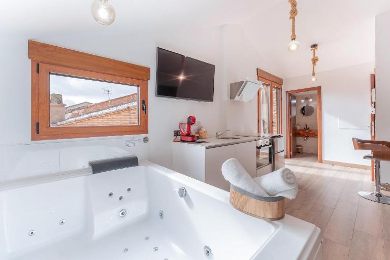 ATICO El TRANCO - B&B Villel
