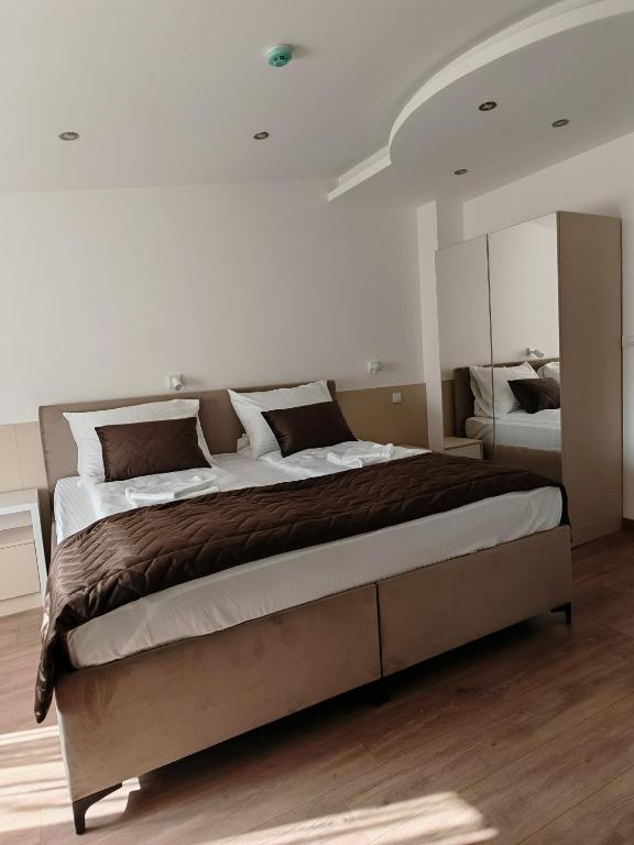 Motel Adut Boleč - B&B Donja Kapija