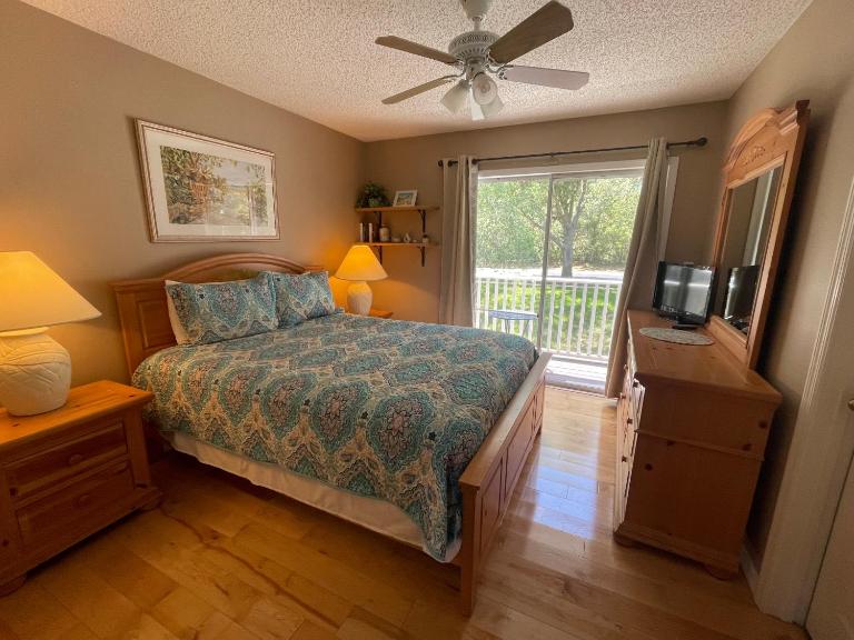 Pet Friendly Couples Retreat - Emerald Island Resort - Ferienwohnung Kissimmee
