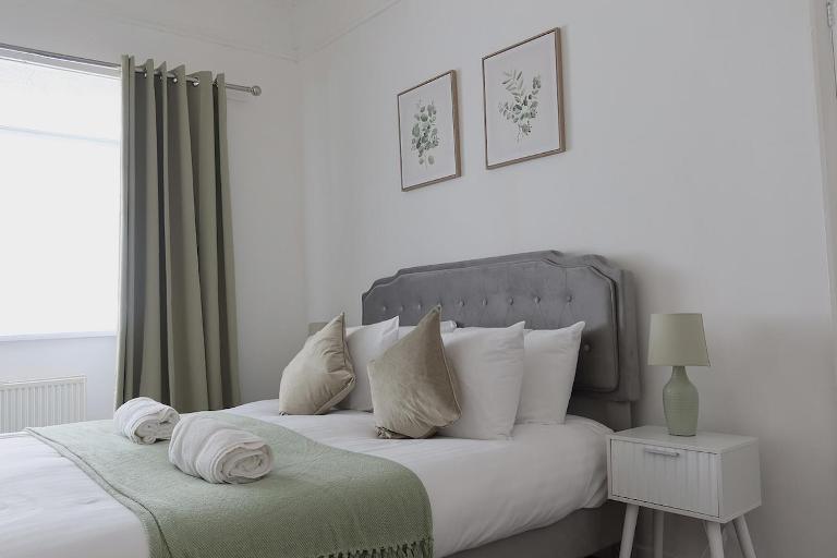 Sunderland Stay Near City Centre with Free Private Parking - B&B Sunderland