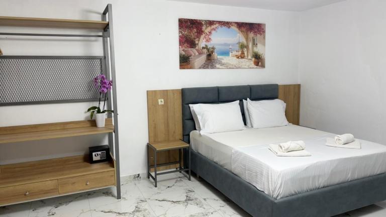 Villa Shqiponja - B&B Santi Quaranta