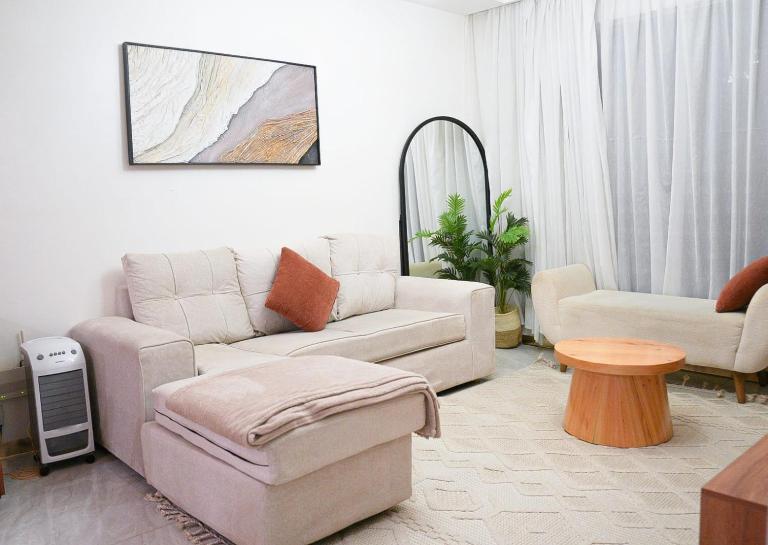 Stylish Kileleshwa 1BR - Heated Pool Gym - B&B Nairobi