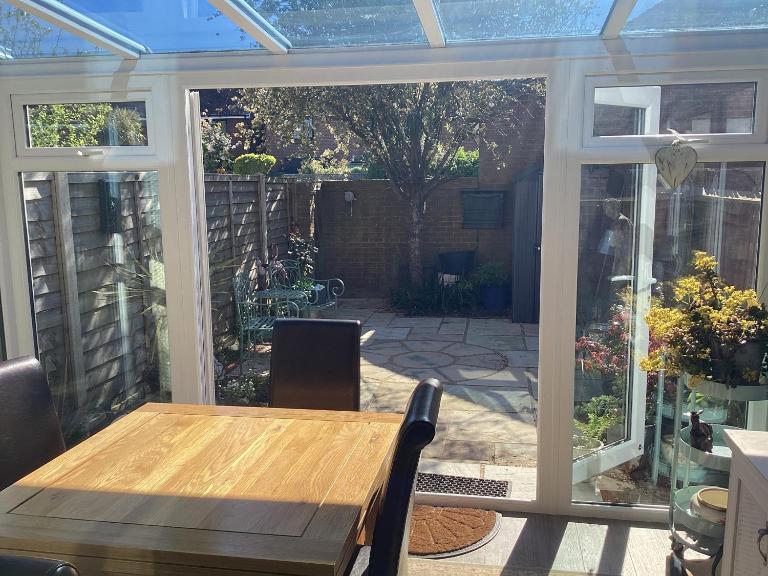 The Hideaway 2 bed house great for Goodwood - B&B Fishbourne