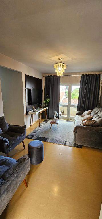 Apartamento amplo, confortável e central! - B&B Veranópolis