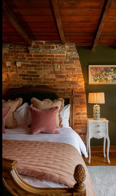 Historic, Hidden, Cosy, Log Burner, 10mins walk to Holmfirth - B&B Holmfirth