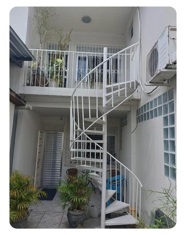 Simplicidade e localização privilegiada no coração de Adrianópolis em Manaus - B&B Manaus
