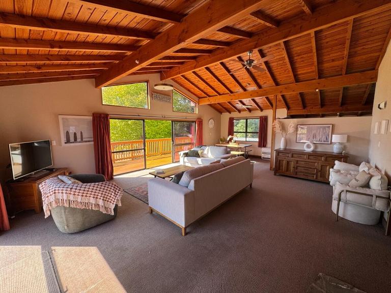Beach House Family Getaway - B&B Karitane