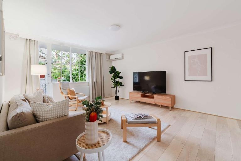 The Rockley Sunlit Urban Apartment in South Yarra - B&B Melbourne