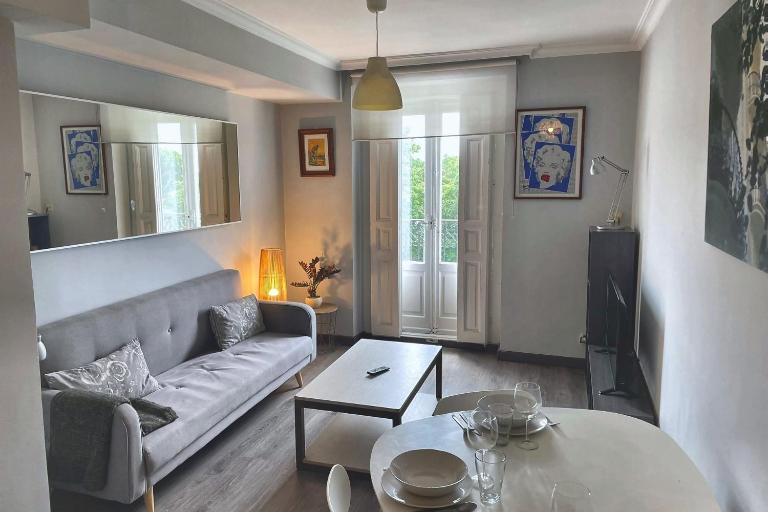 Estudio con balcón al Retiro - B&B Madrid